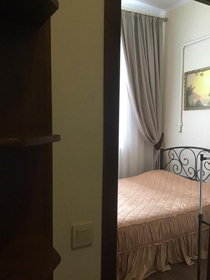 Kievapart Apartment ภายนอก รูปภาพ