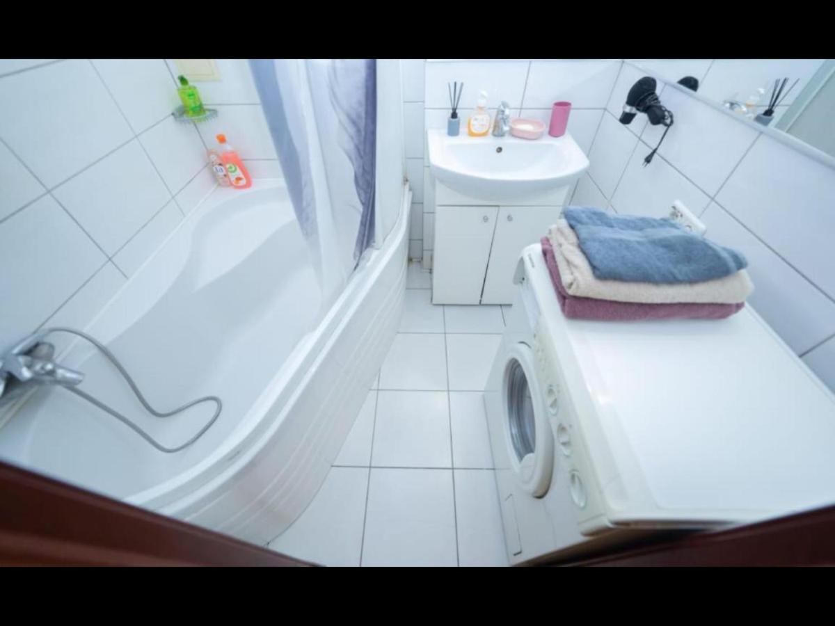Kievapart Apartment ภายนอก รูปภาพ