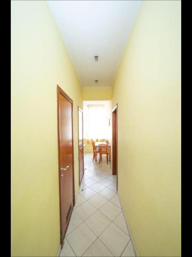 Kievapart Apartment ภายนอก รูปภาพ